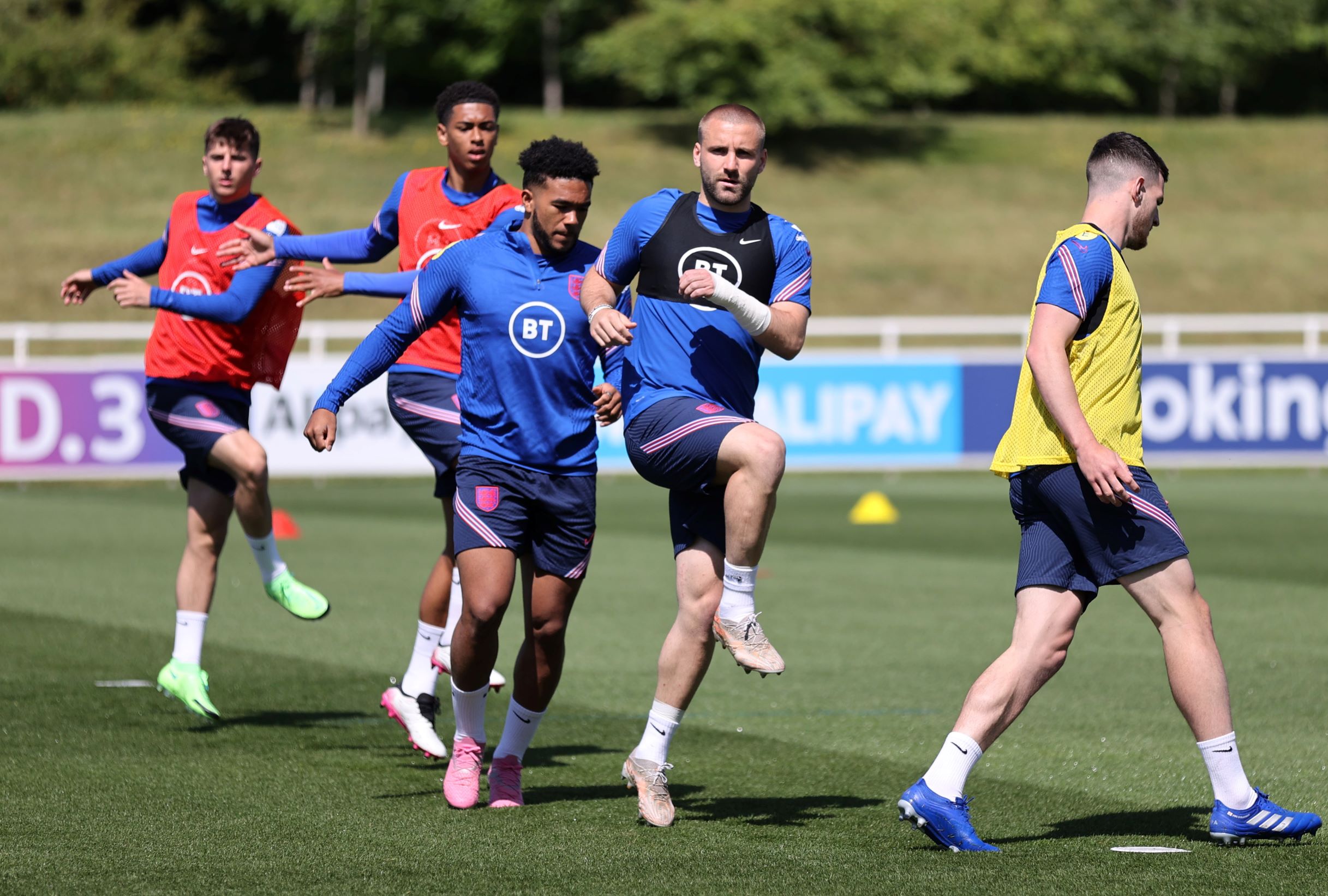 Shaw and James drafted in at full-back as Tierney returns for England v Scotland